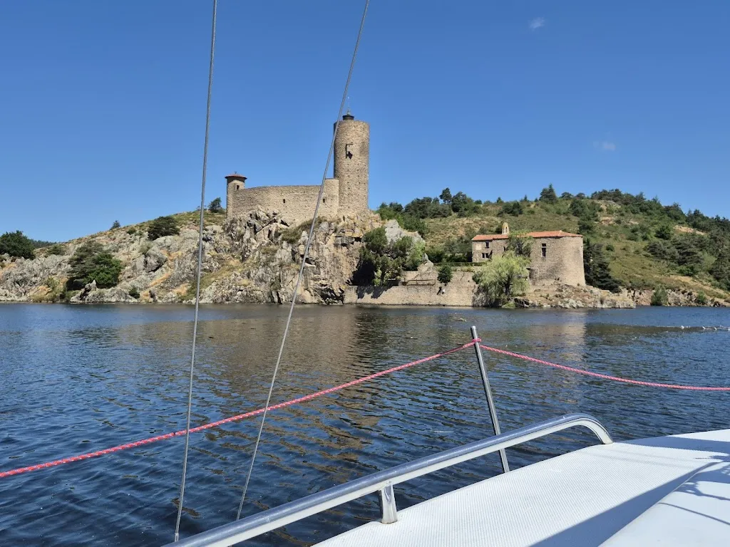 Le République_Roche-la-Molière_slider_image_3