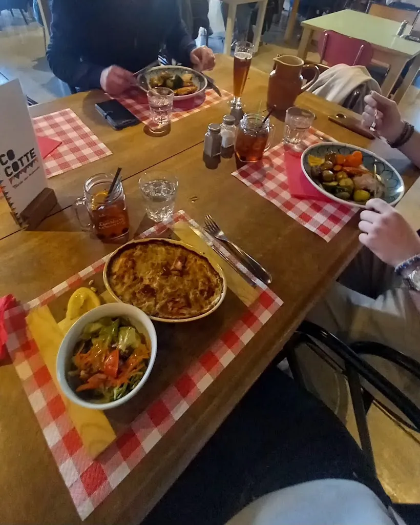 Amélie Janin_Restaurant Cocotte_Ruy-Montceau_review