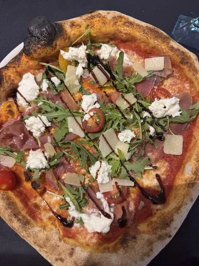 Louane LUCCHESE_DA ENZO_Sain-Bel_recensione