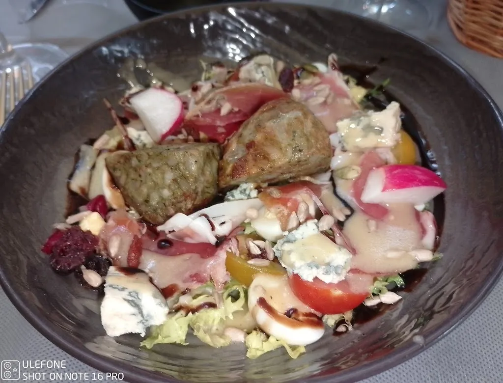 Ka Neliro_Le 1050_Saint-Agrève_recensione