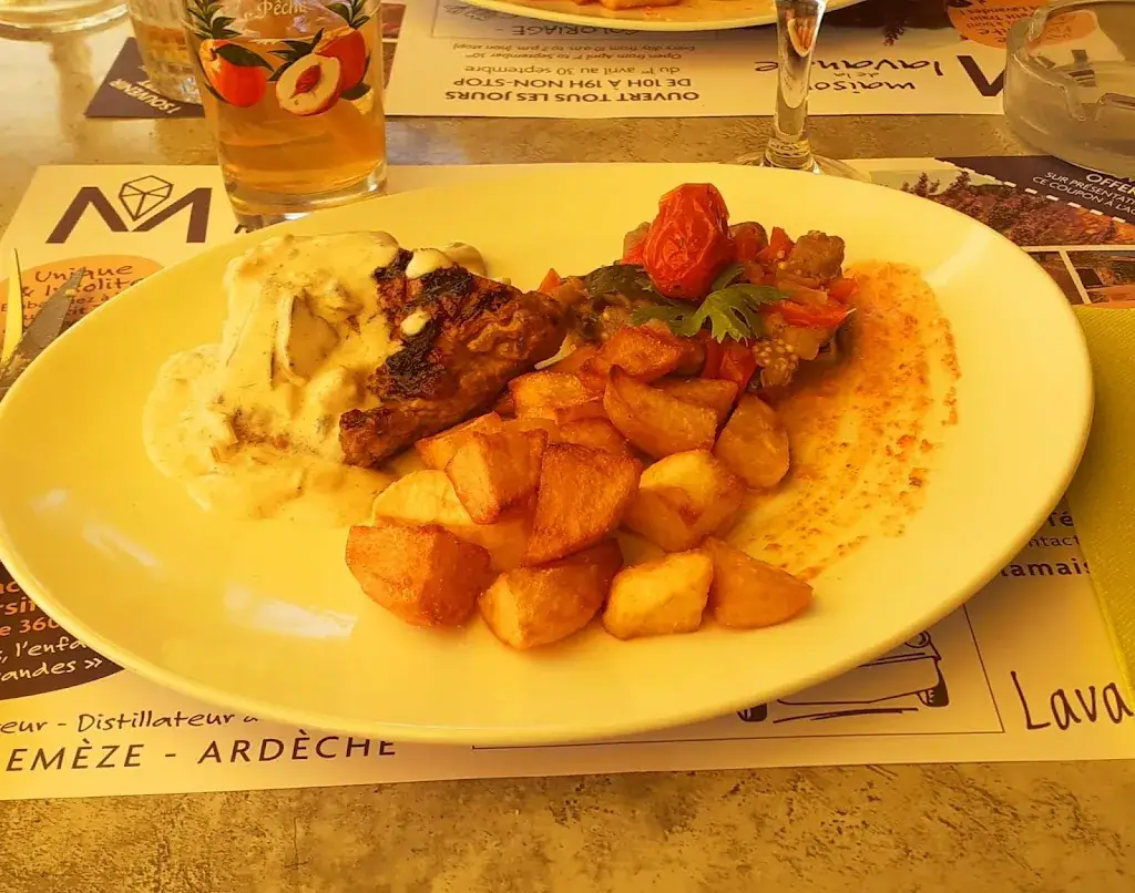 Chris McC_les Arts des Mets_Ruoms_review