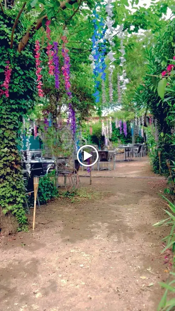 La table des frangins Ruoms_Ruoms_slider_image_2