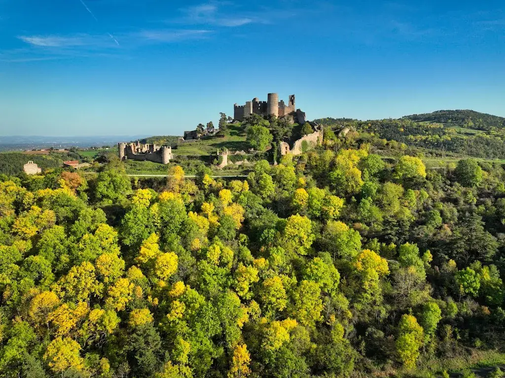 Château de Couzan_Sail-sous-Couzan_slider_image_3