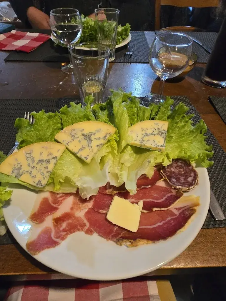 Vincent Burnichon_Auberge des Granges - Chalmazel_Chalmazel-Jeansagnière_review