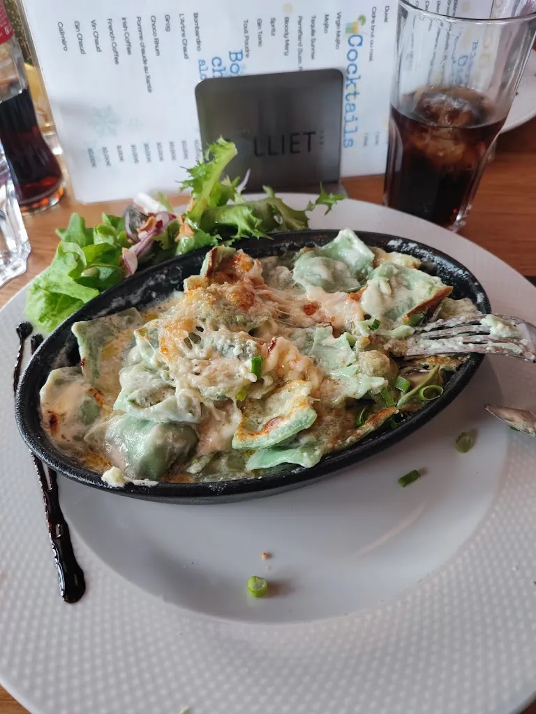 Menu_Tout Poudre Cantine Locale - Bar Restaurant d'altitude_Montvalezan_image_9