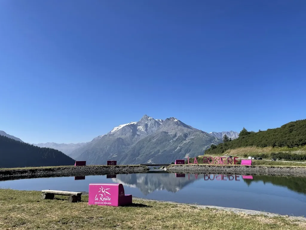 Patricia Keulen_Tout Poudre Cantine Locale - Bar Restaurant d'altitude_Montvalezan_review