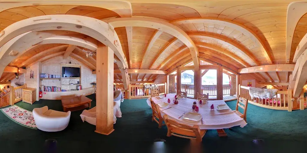 Hôtel-Restaurant L’Accroche-Cœur_Montvalezan_slider_image_2