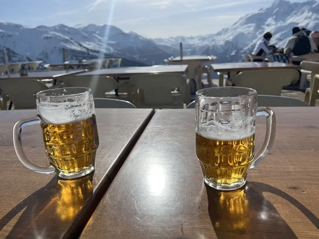 David Tricker_Le Plan du Repos_Montvalezan_review