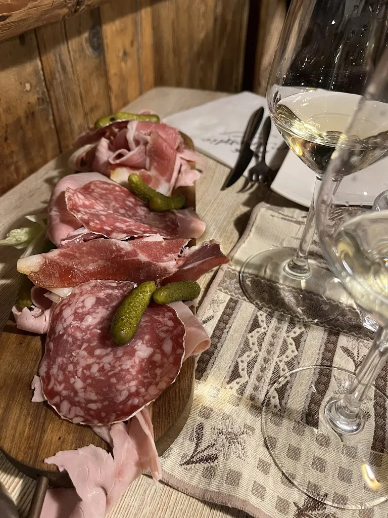 Restaurant l'Ancolie _Montvalezan_slider_image_3