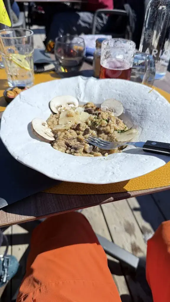 AFR Immobilier_Restaurant Solario - La Rosière_Montvalezan_review