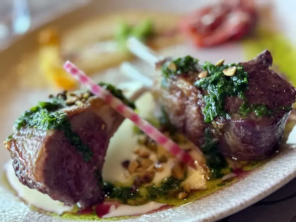 Reshma Gondal_Le Genépi_Montvalezan_reseña