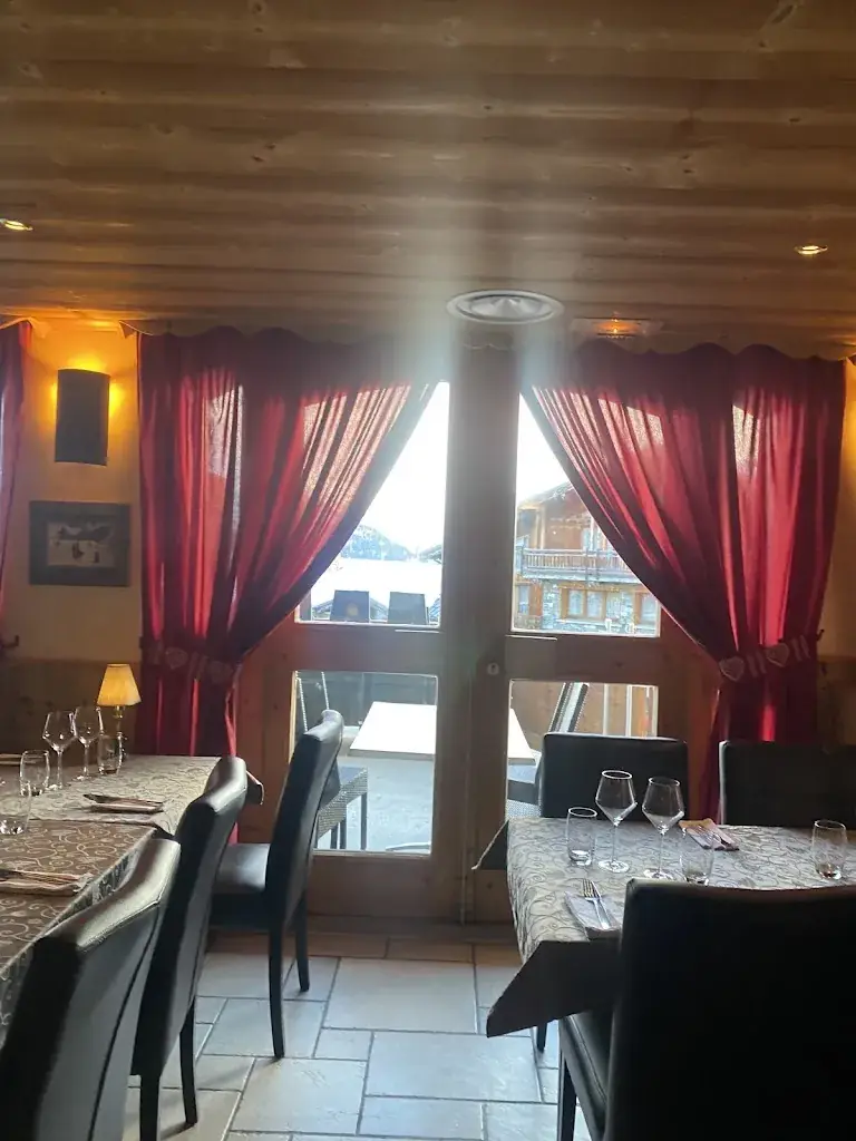 Le Genépi restaurant in Montvalezan