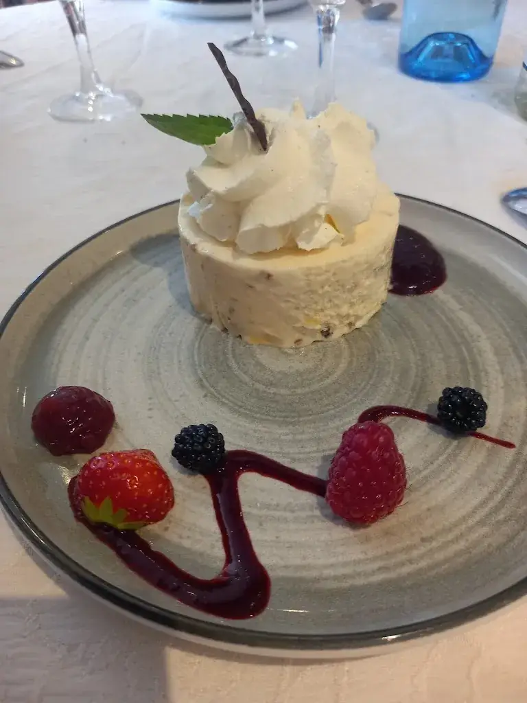 Menu_Restaurant des Dombes_Saint-André-le-Bouchoux_immagine_6