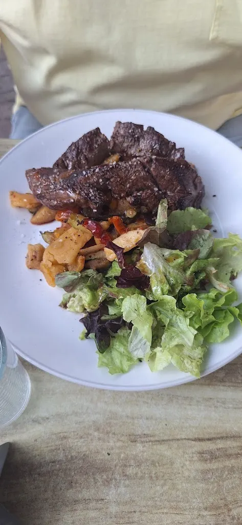 Cat Pi_Bistrot de la Fontaine_Boulieu-lès-Annonay_review