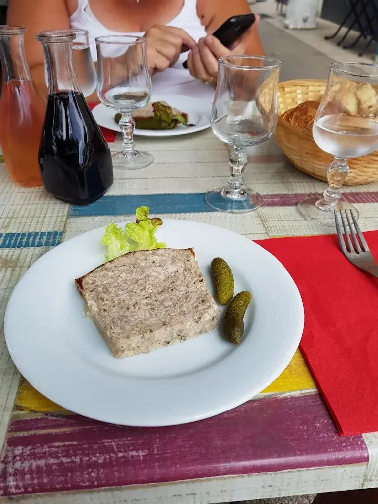 Menu_LE PERROQUET_Saint-Étienne-de-Crossey_image_6