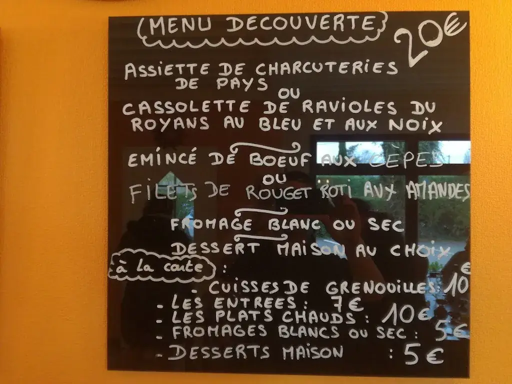 Menu_La Petite Auberge_Saint-Alban-de-Roche_image_3