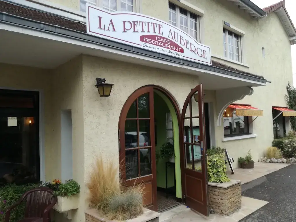La Petite Auberge restaurant in Saint-Alban-de-Roche