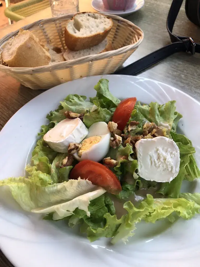 La Petite Auberge_Saint-Alban-de-Roche_slider_image_2