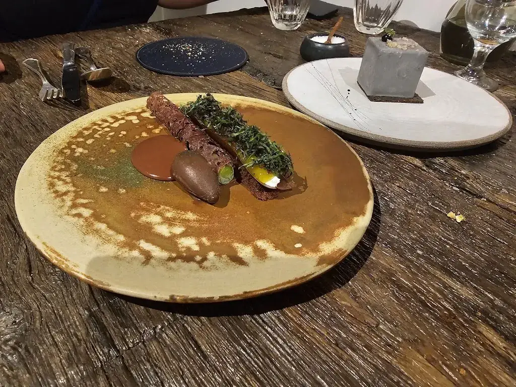 Gábor Mihályi_Restaurant l'émulsion_Saint-Alban-de-Roche_recensione