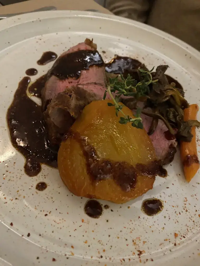 Caro Wood_Le Jardin des Simples_Saint-André_review