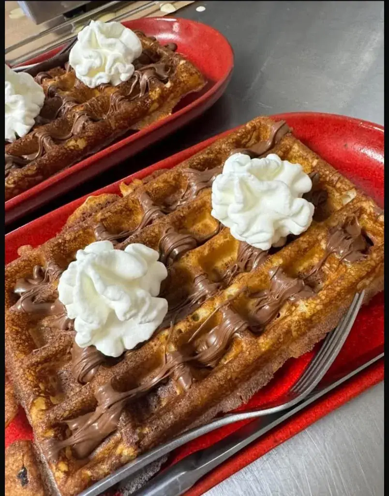 Guillet Thomas_Au miroir des sports_Saint-André-le-Gaz_review