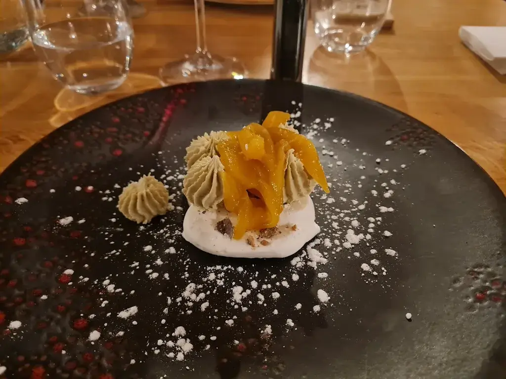 Menu_Restaurant Le 20_Revel_image_6