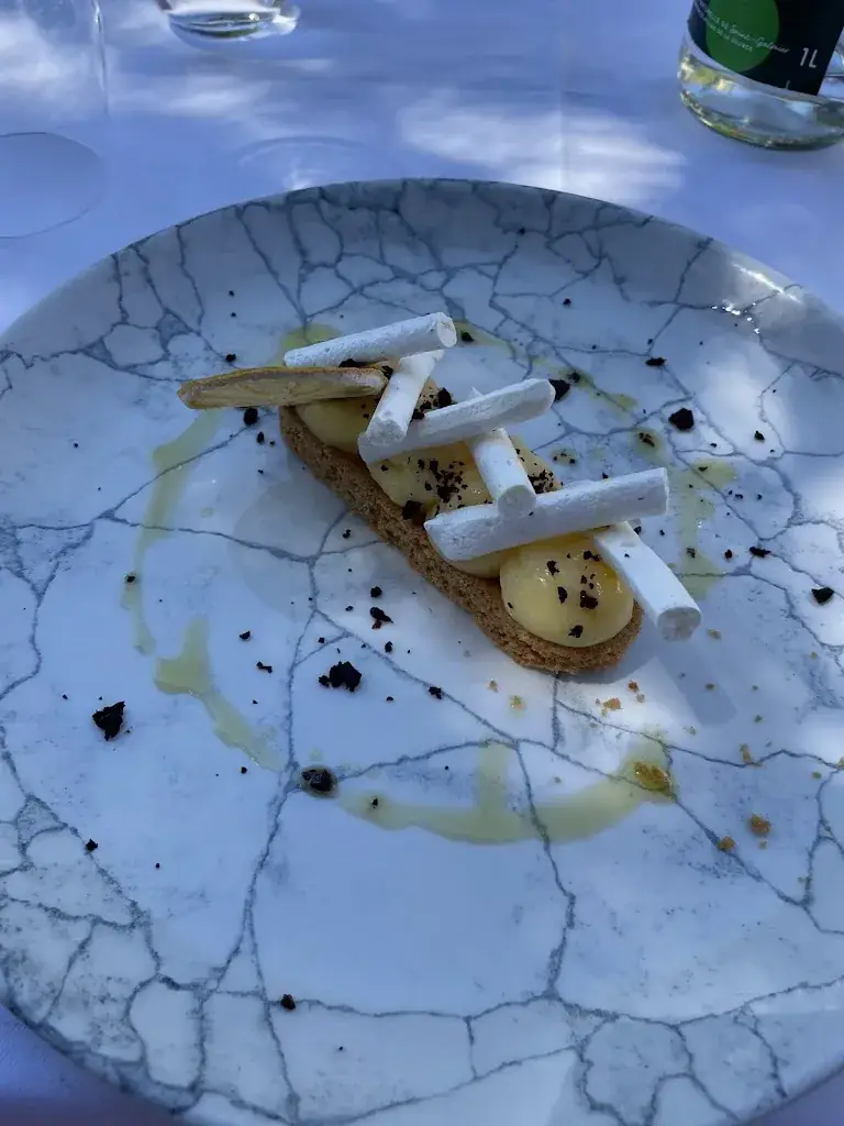 Menu_Restaurant Le 20_Revel_image_7