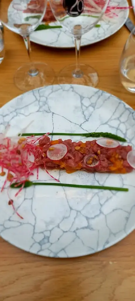 Menu_Restaurant Le 20_Revel_image_8