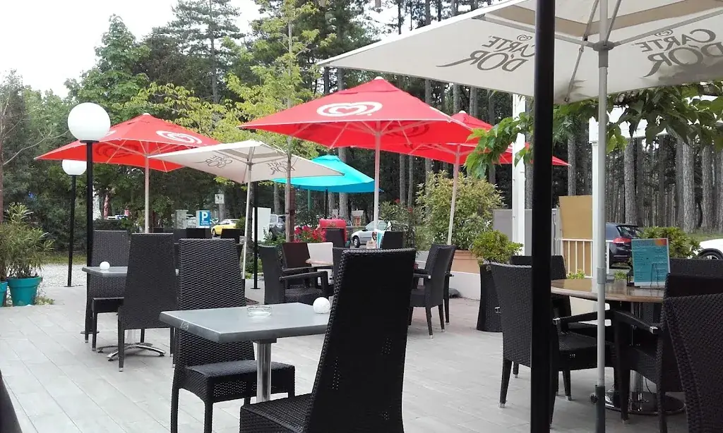 Restaurant à Revel | Les Frangines du lac_Revel_slider_image_1