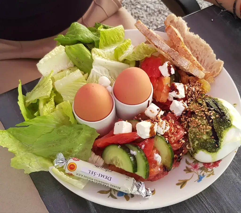 Sylvie Trantoul-Cancet_Hôtel Restaurant La Cour des Grands_Revel_review