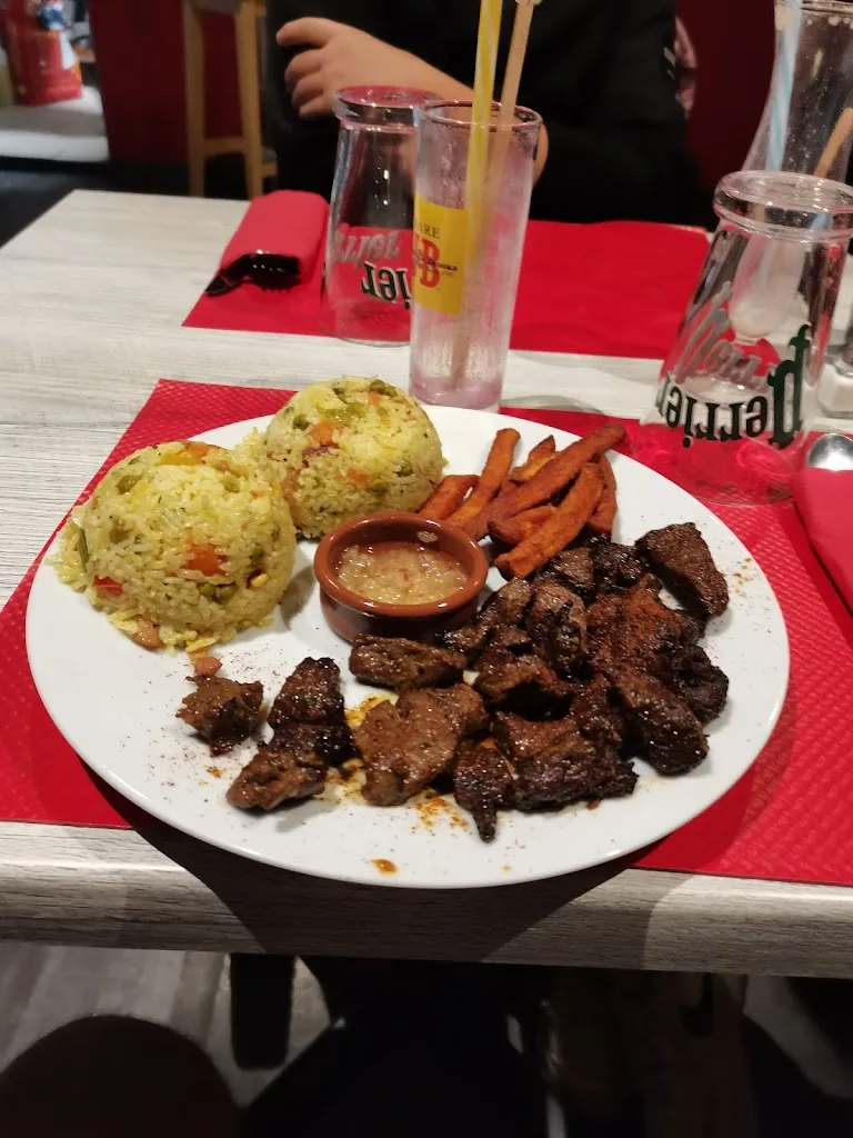 AKA TISHANA Restaurant in Revel