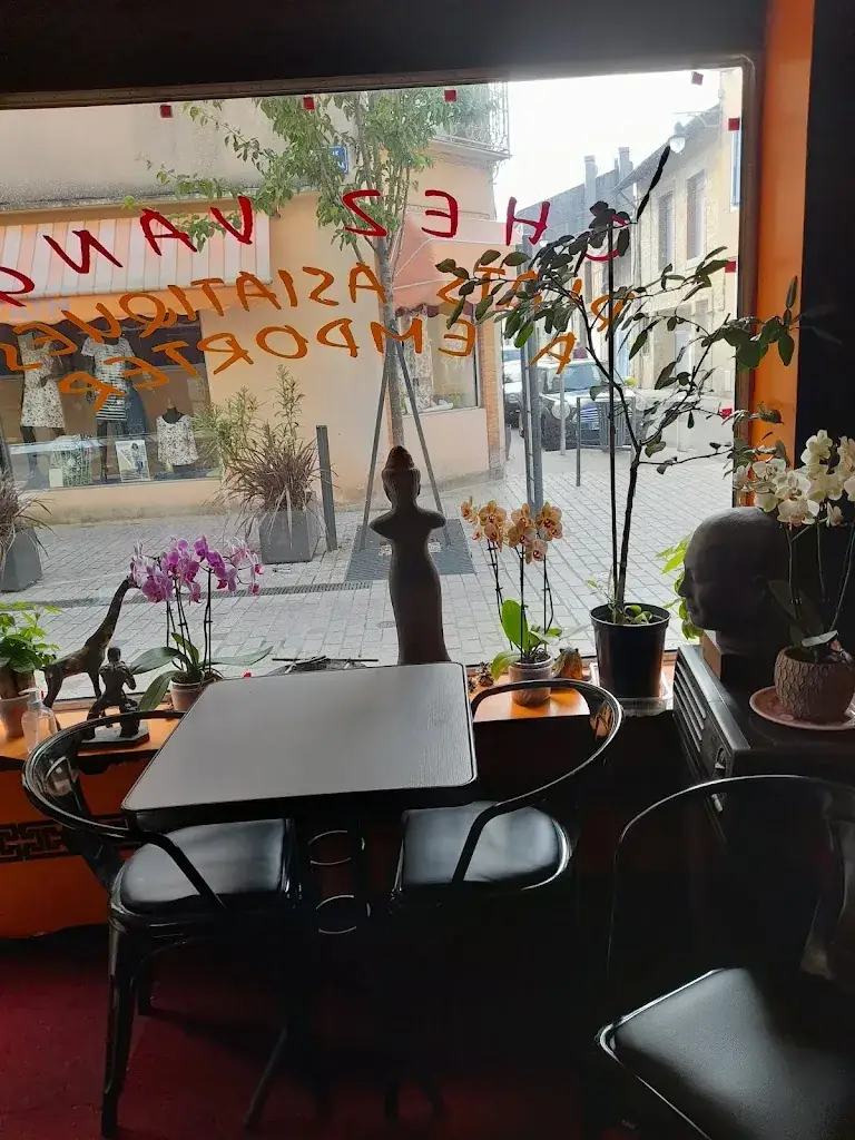 Chez Vang Restaurant in Revel