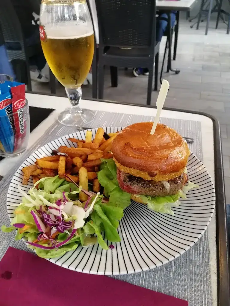 Ch’ai Marvin_Revel_slider_image_3