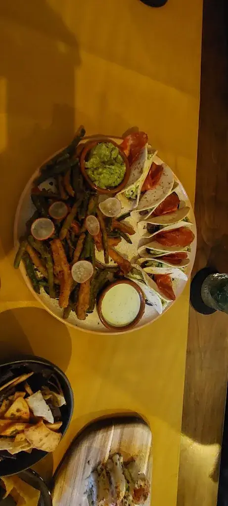 Menu_Cuzco Bar Lounge_Saint-Béron_image_8