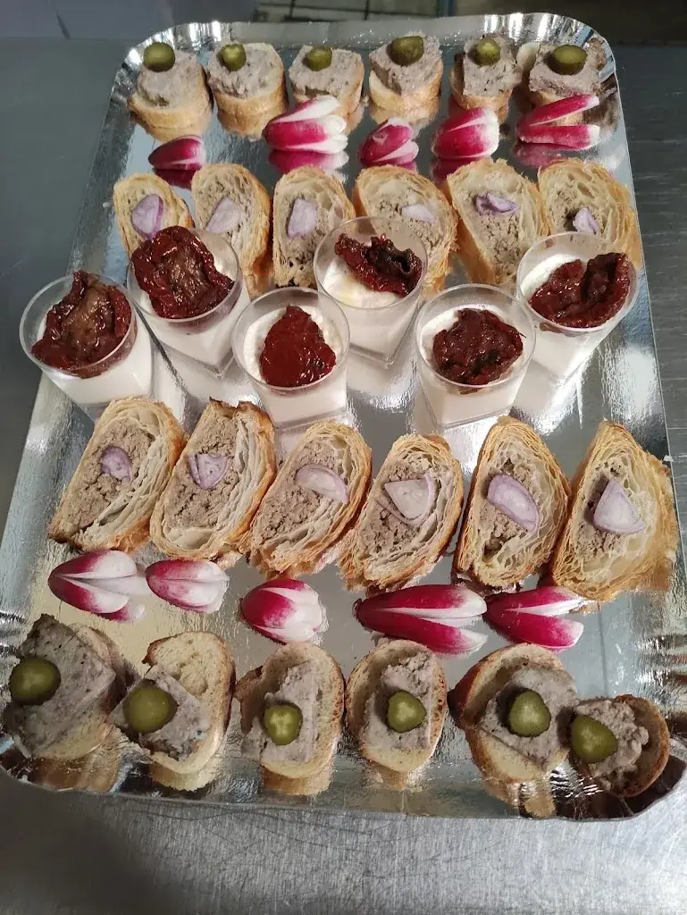 Le Hasard_Saint-Beauzire_slider_image_2