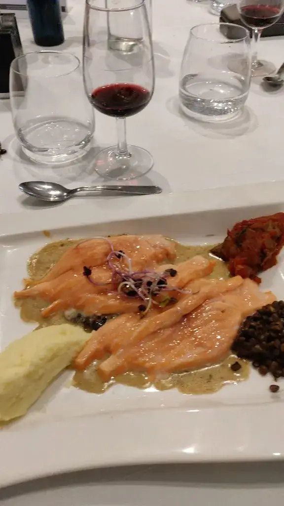 Restaurant Le Vieux Four par Maison Legate_Saint-Beauzire_slider_image_2