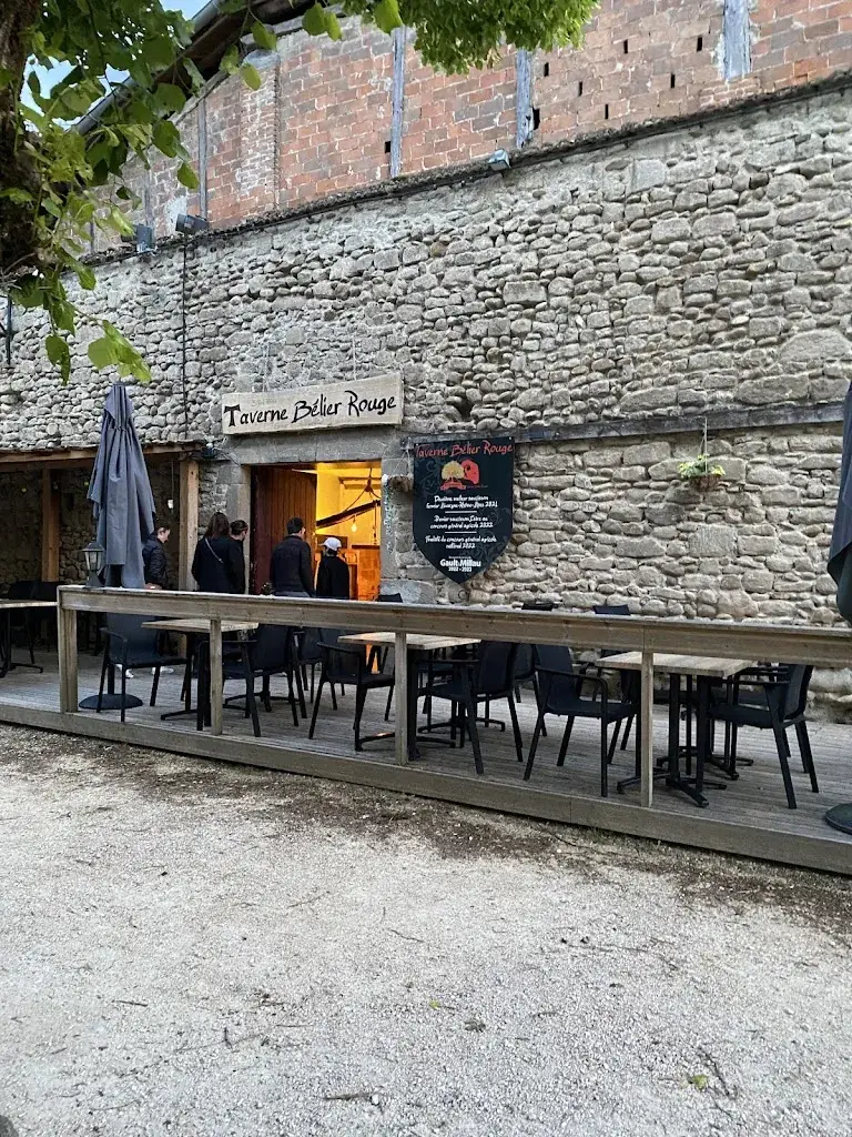 Jack Ageorges_Taverne Bélier Rouge_l'Abbaye_review