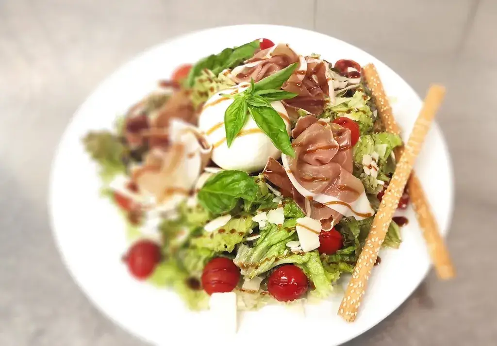 Hostellerie Vieux St Antoine_l'Abbaye_slider_image_2