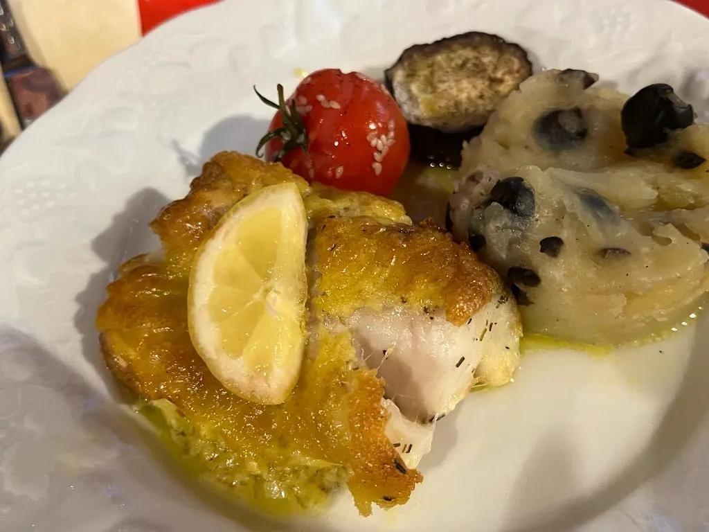 CARMEN LAYRYNN_La Grappe de Raisin_Roussillon_review