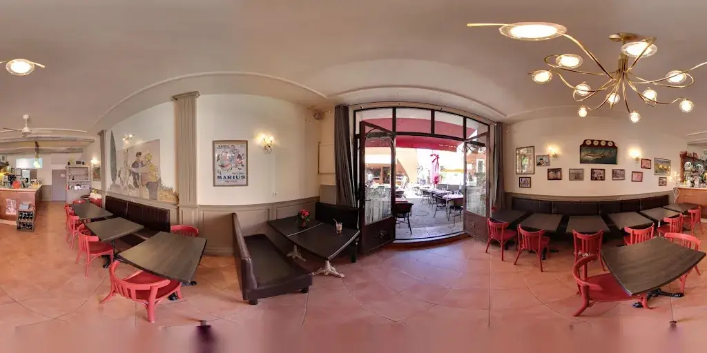 Crêperie Le Castrum Restaurant in Roussillon