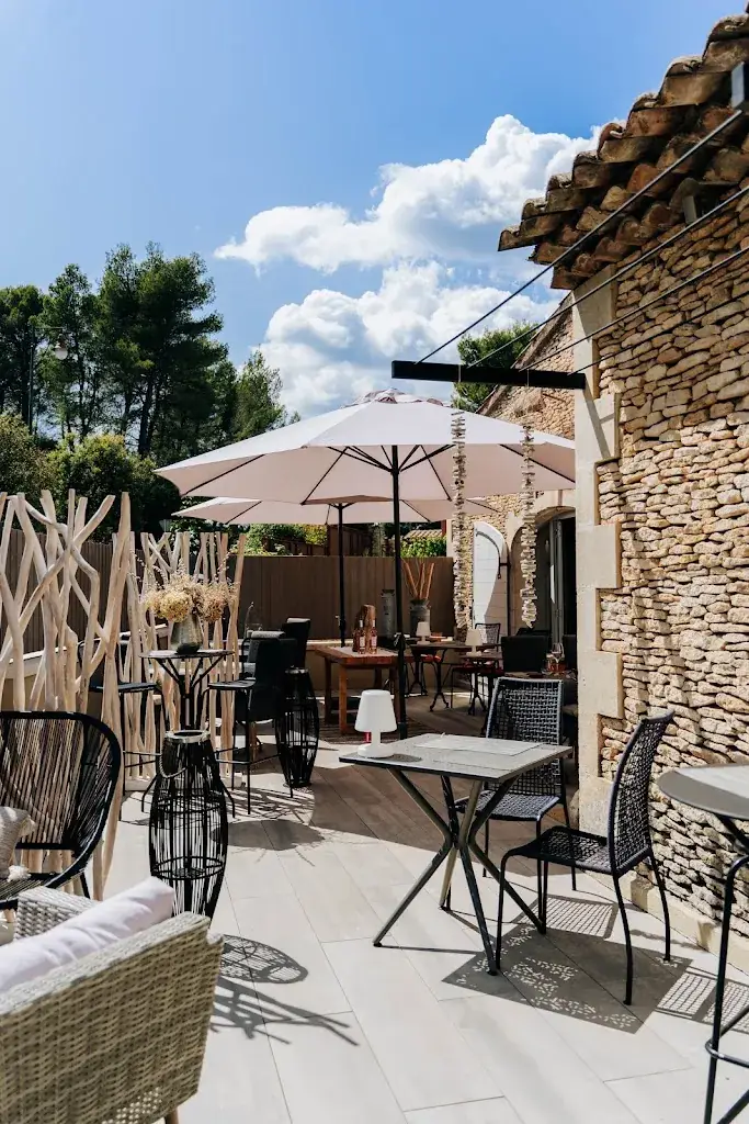 Le Restaurant Le Piquebaure ristorante a Roussillon