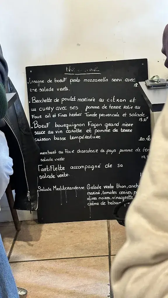 Cristobal Rodriguez_Du côté de chez Charles_Roussillon_review