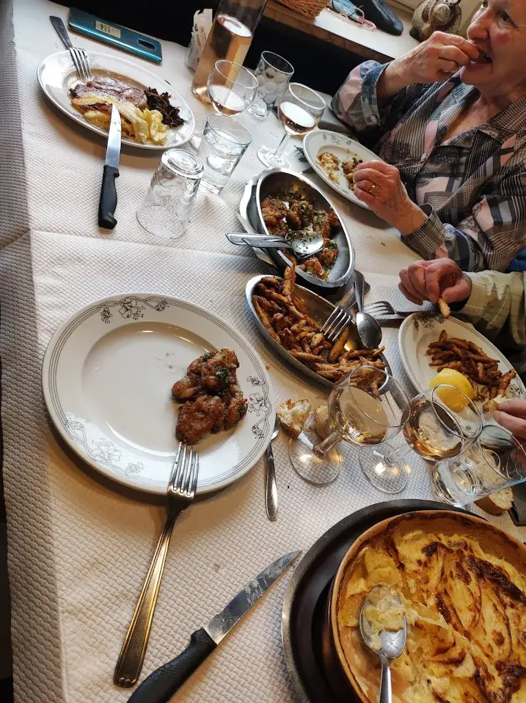 Menü_La Petite Auberge de Flo_Saint-Bonnet-les-Oules_Bild_6