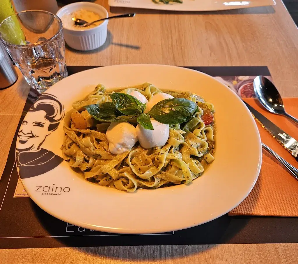 Zaino ristorante_Saint-Cergues_slider_image_3