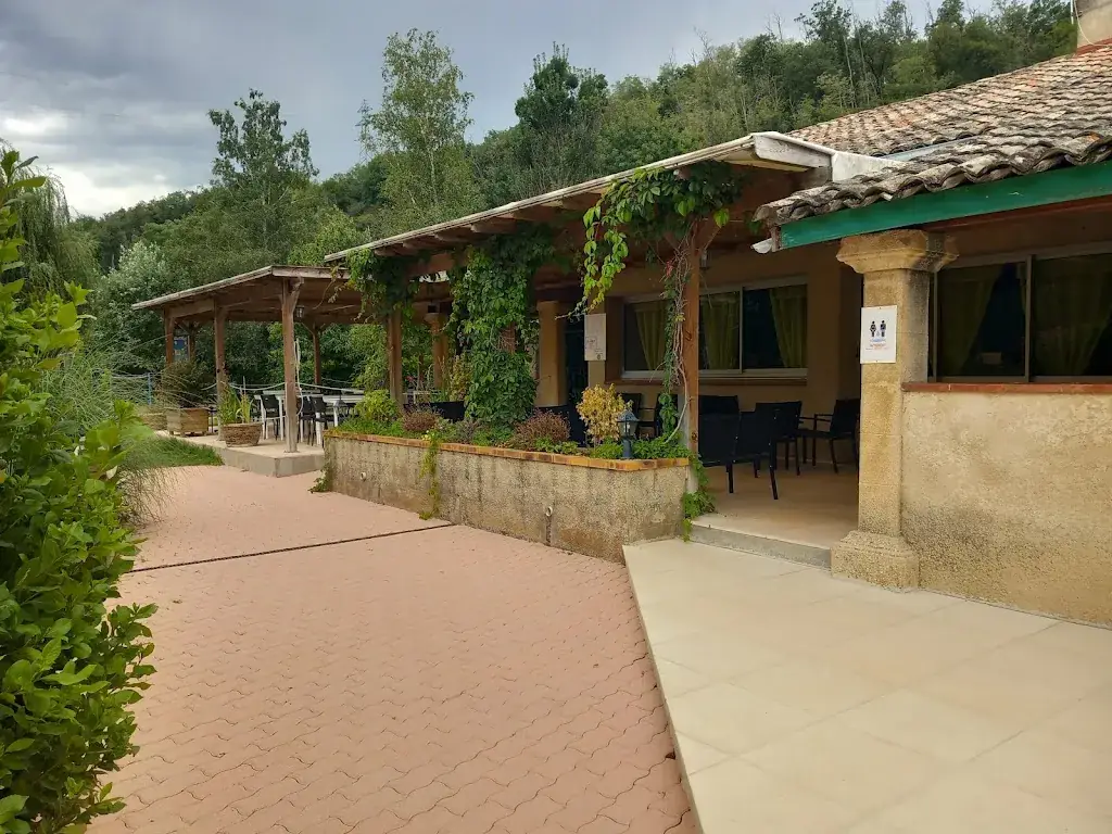 Aëlla Deperrois_Pizzeria L'Eau à la Bouche_Saint-Clair-du-Rhône_review