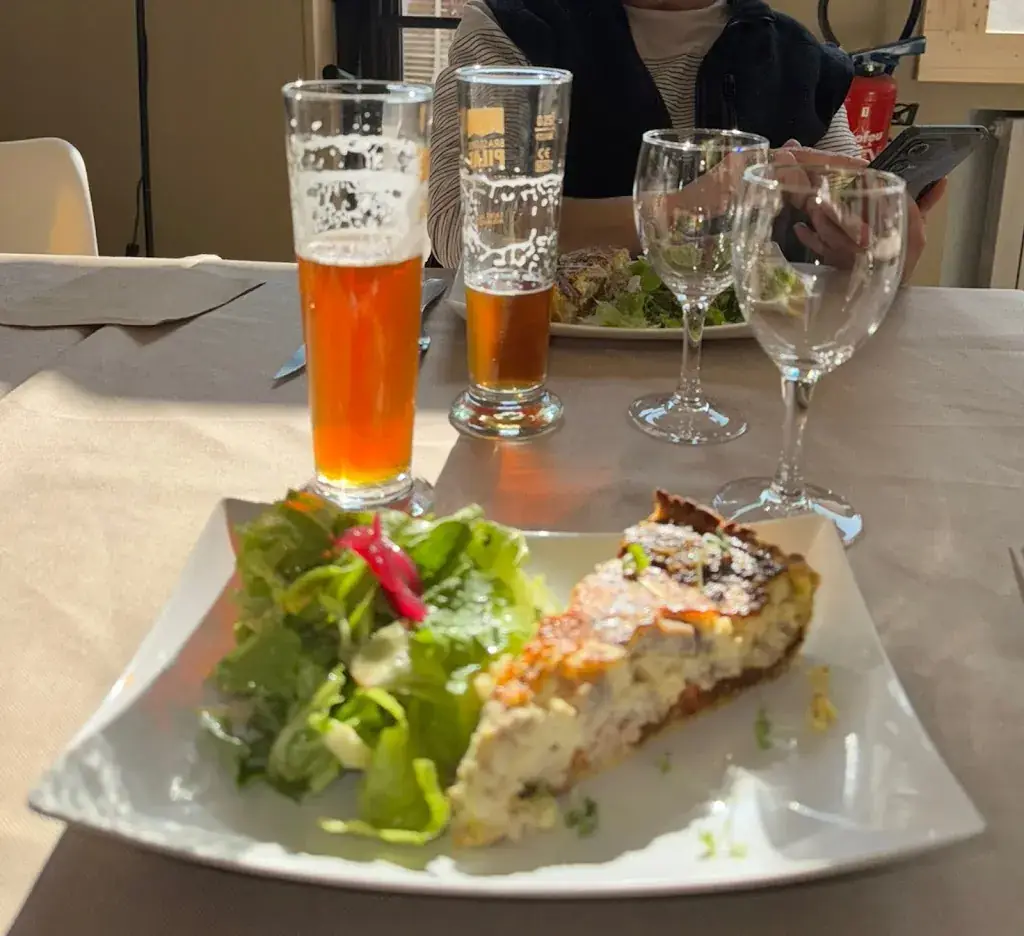 Stéphanie Glaize_L'eclaireuse_Saint-Clair-du-Rhône_review