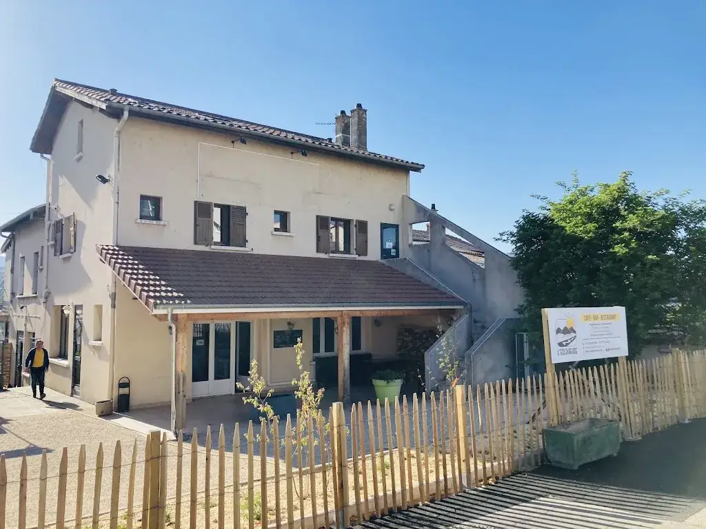 L'eclaireuse_Saint-Clair-du-Rhône_slider_image_3