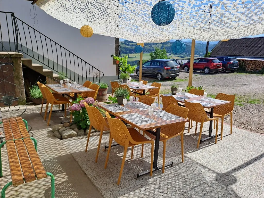 Bellevue du cantal restaurant in Saint-Cernin