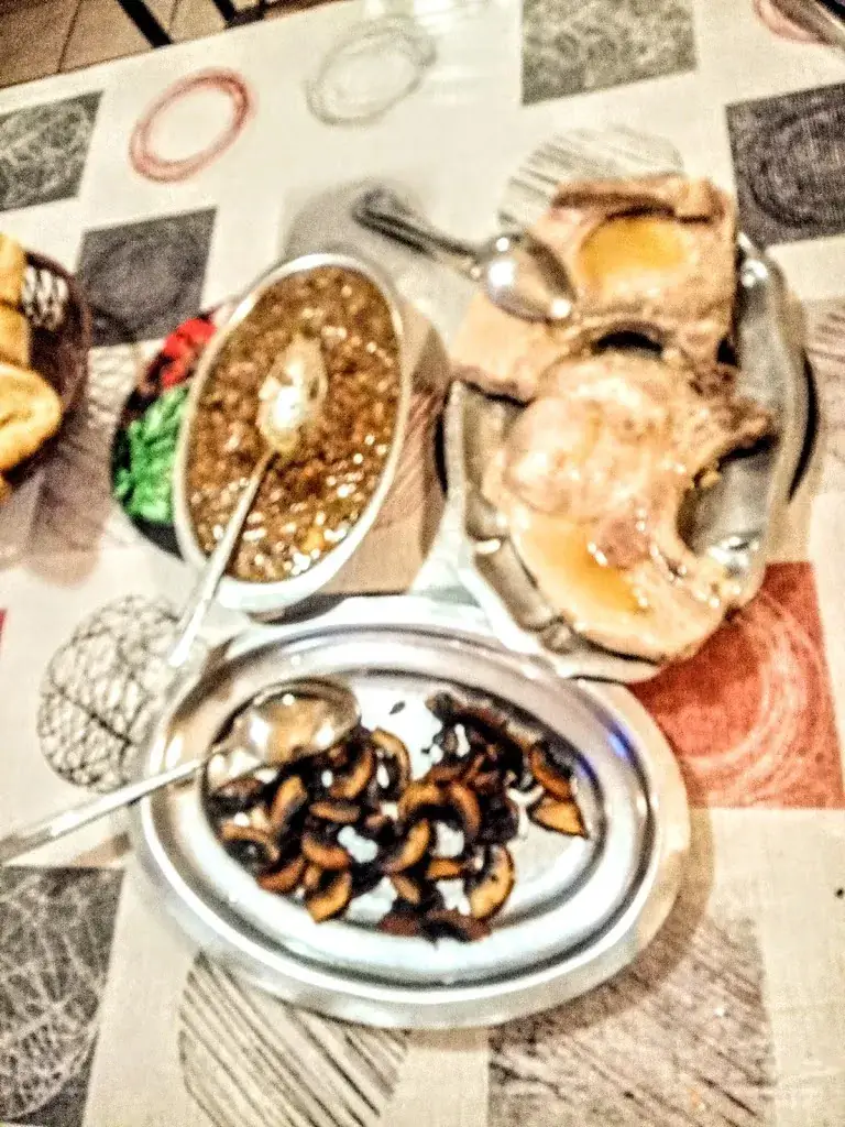 Philippe Rivière_Chez Pedro_Saint-Cernin_review