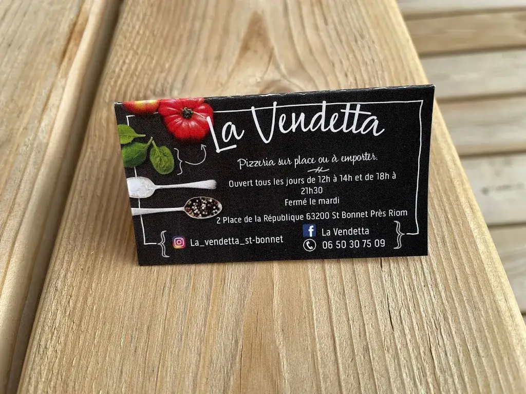 Hakan Kumarci_La Vendetta_Saint-Bonnet-près-Riom_recensione